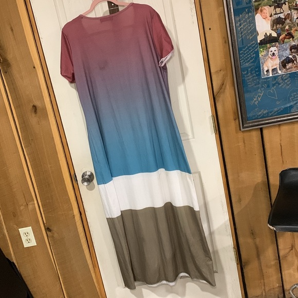 Maxi T-shirt Dress - Picture 5 of 7